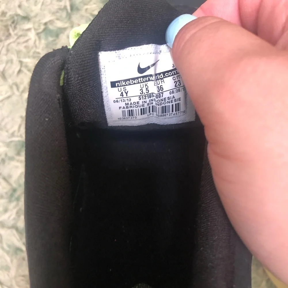 NIKE GIRLS FREE RUN 3 SNEAKERS